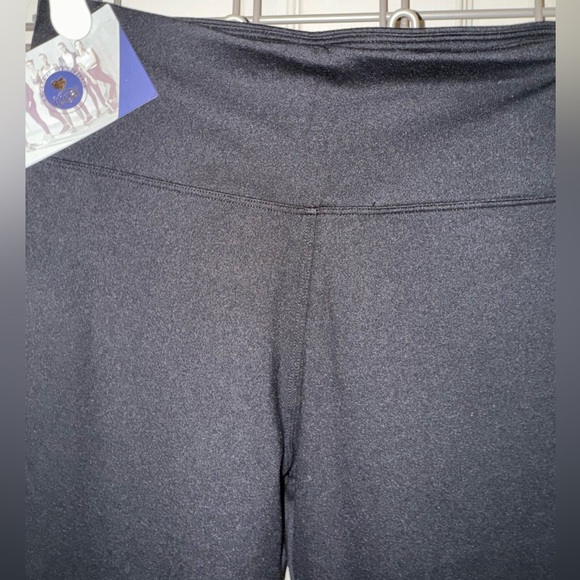 IUGA High Waisted Leggings for Women Running Workout Leggings with Inner Pocket - Picture 6 of 10